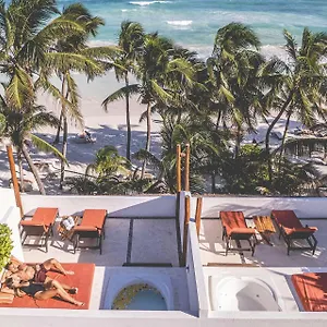 The ***** Tulum